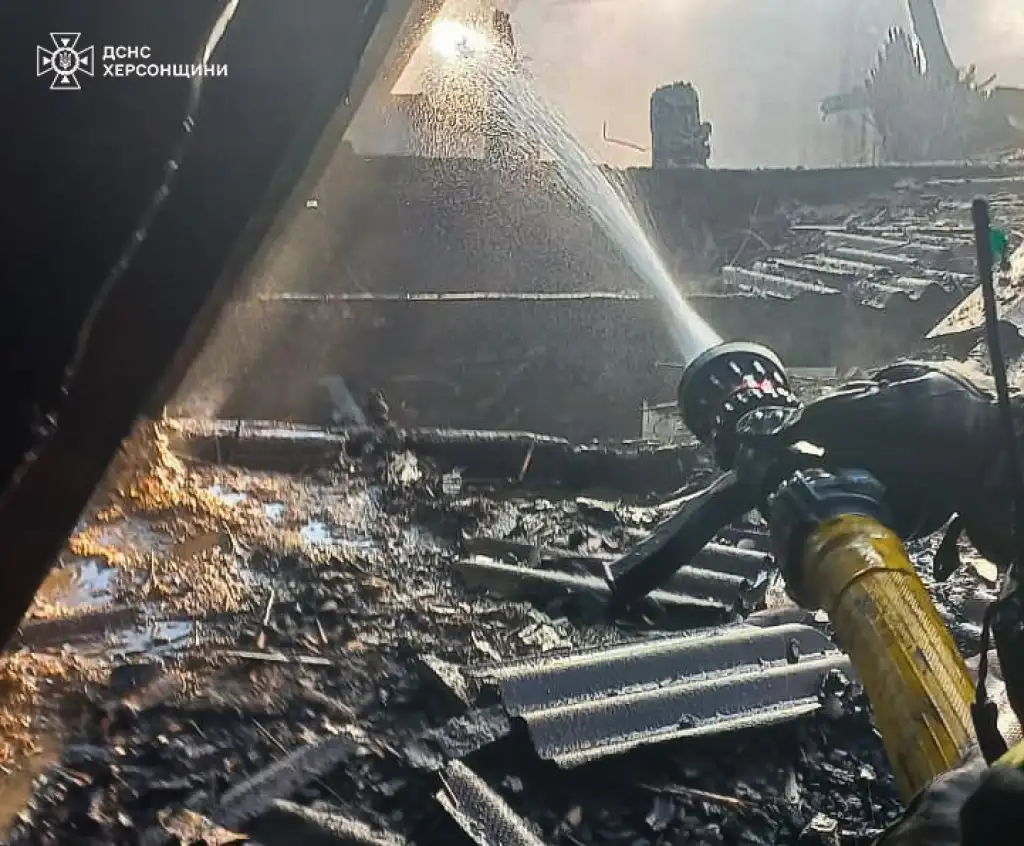 На Херсонщині під час гасіння пожежі у Молодіжному знайшли тіло людини