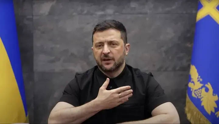 Зеленський: не вірю, що Росія застосує ядерну зброю — це було б божевіллям
