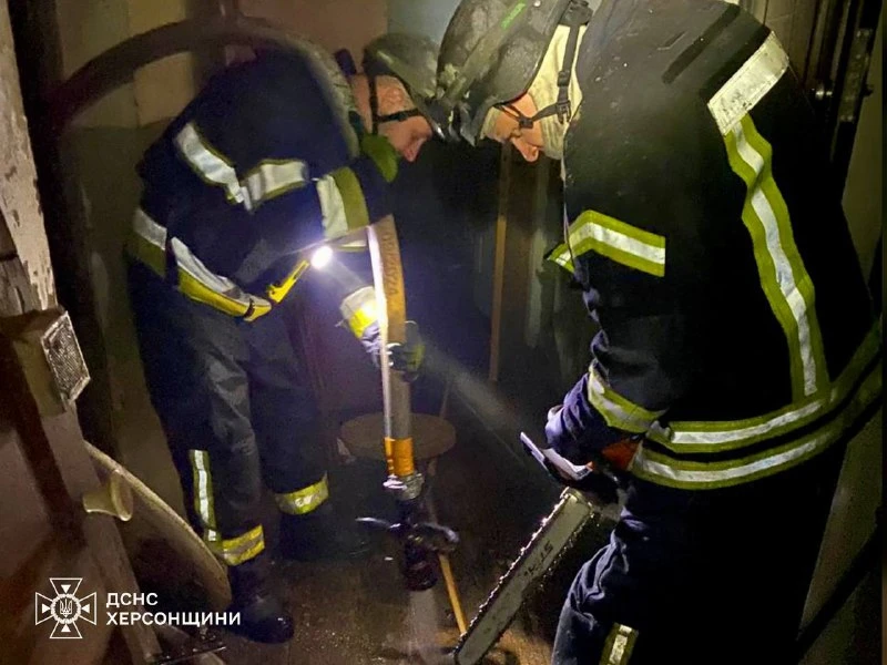 У Херсоні під час пожежі в багатоквартирному будинку загинув чоловік