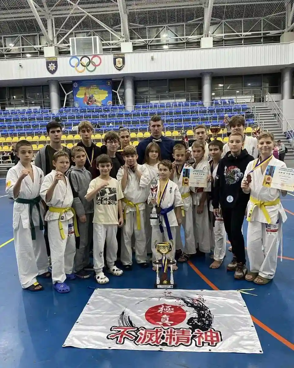 Херсонські каратисти вибороли 11 медалей на чемпіонаті України в Полтаві
