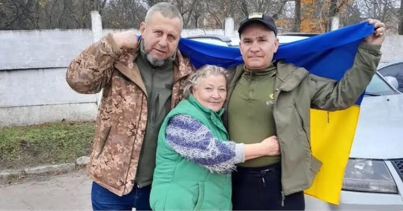 Колишній полонений військовий Олександр Петренко повернувся до рідної громади на Херсонщині