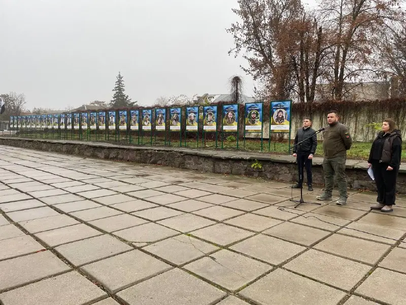 У Нововоронцовці відкрили Алею Надії на честь зниклих та полонених жителів громади