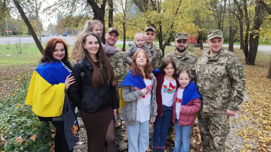 До третьої річниці деокупації Херсона створили кліп подяки військовим із дитячими голосами