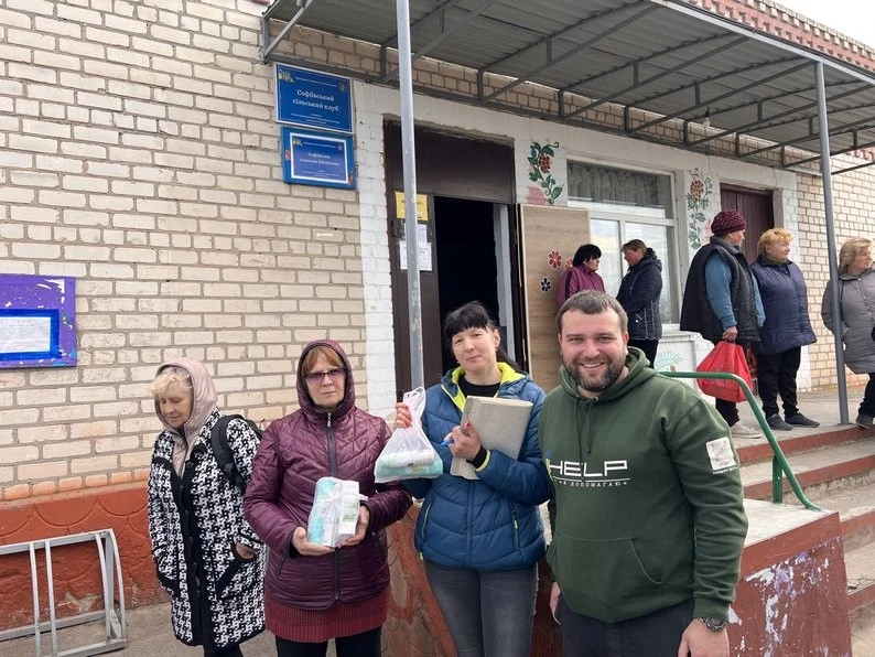 Шлях волонтера, який не зупиняється: історія Анатолія Дзюбенка з Херсонщини
