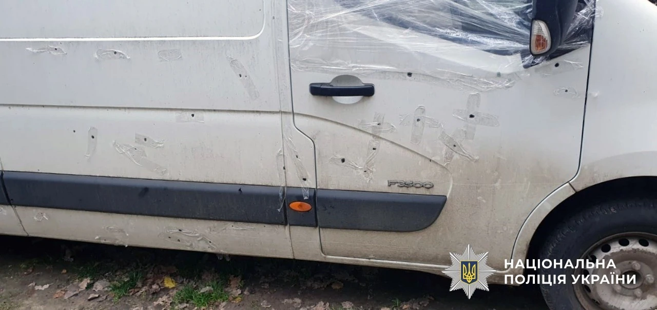 Поліцейський автомобіль під прицілом дрона: на Херсонщині поранені п’ятеро правоохоронців