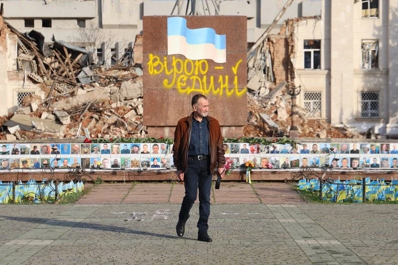 «Ми боролися тоді й боремося досі»: ексмер Херсона Миколаєнко про Майдан, війну та ціну свободи «Ми боролися тоді й боремося досі»: ексмер Херсона Миколаєнко про Майдан, війну та ціну свободи