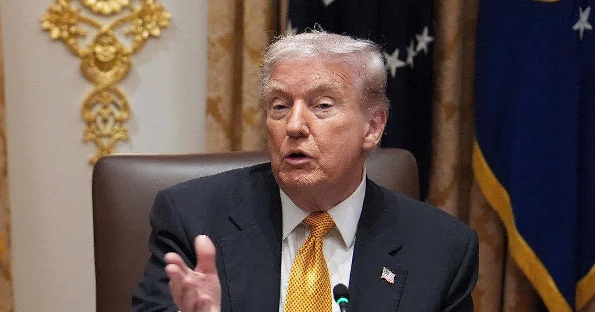 Париж під питанням: Трамп вагається щодо участі США в переговорах про мир