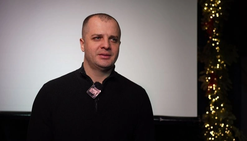 Укриття замість кінозалу: у Херсоні показали фільм про повітря, війну та здоров’я містян