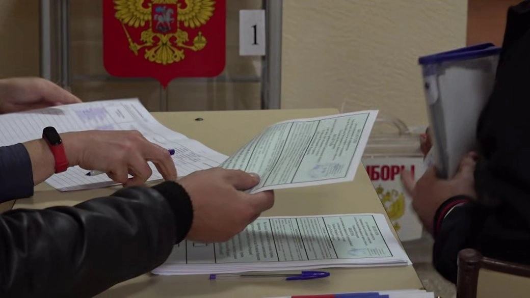 Жителю Херсонщини оголосили підозру за участь у незаконній “ДВК”