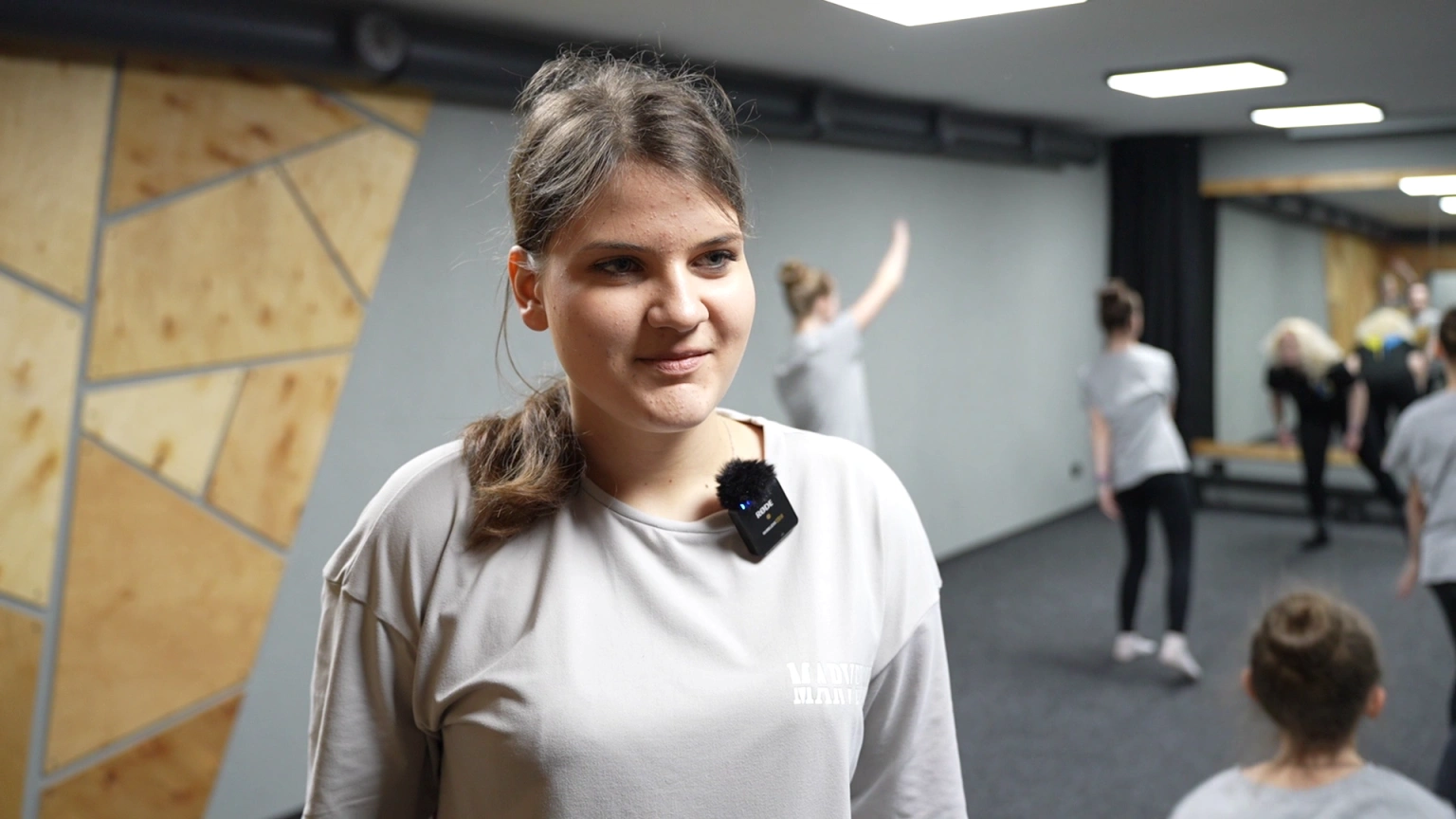 Танець попри обстріли: як у Херсоні гартується незламність дитячого колективу “Крилаті”
