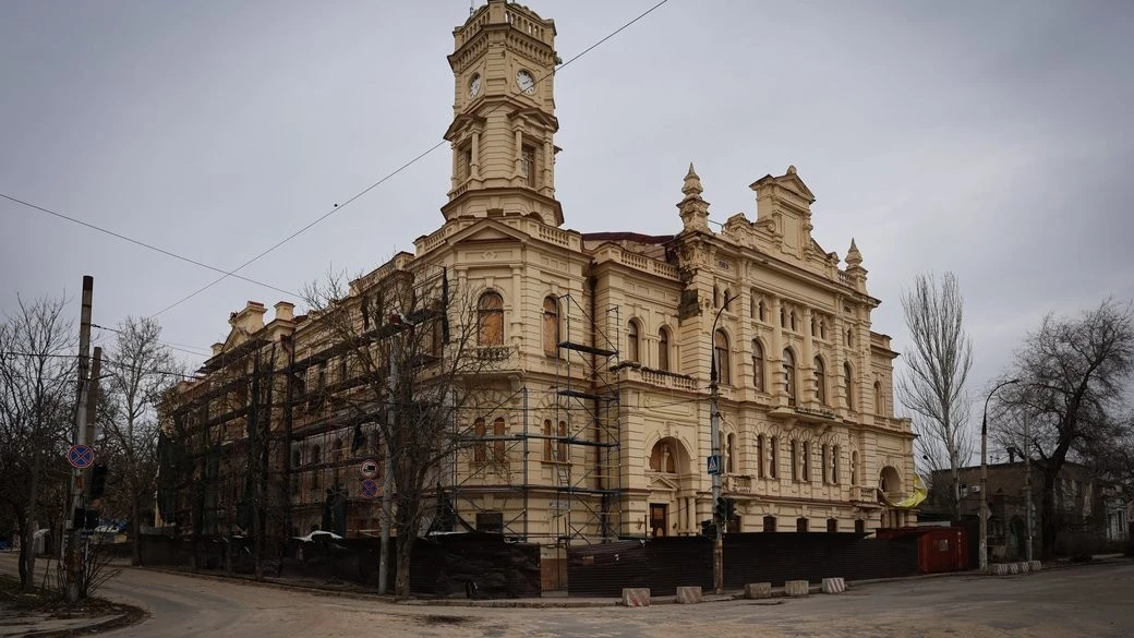 За розграбування Херсонського художнього музею судитимуть “директора” кримської установи