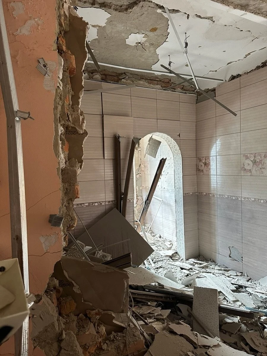 Херсонський театр імені Куліша зазнав руйнувань через удар російського БПЛА