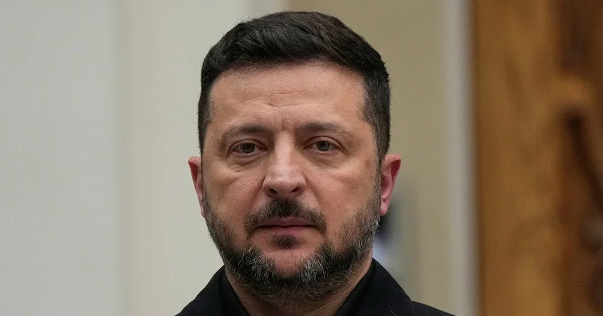 Прогнози розвідки та реальність: Володимир Зеленський припускає підписання миру з наступником Путіна